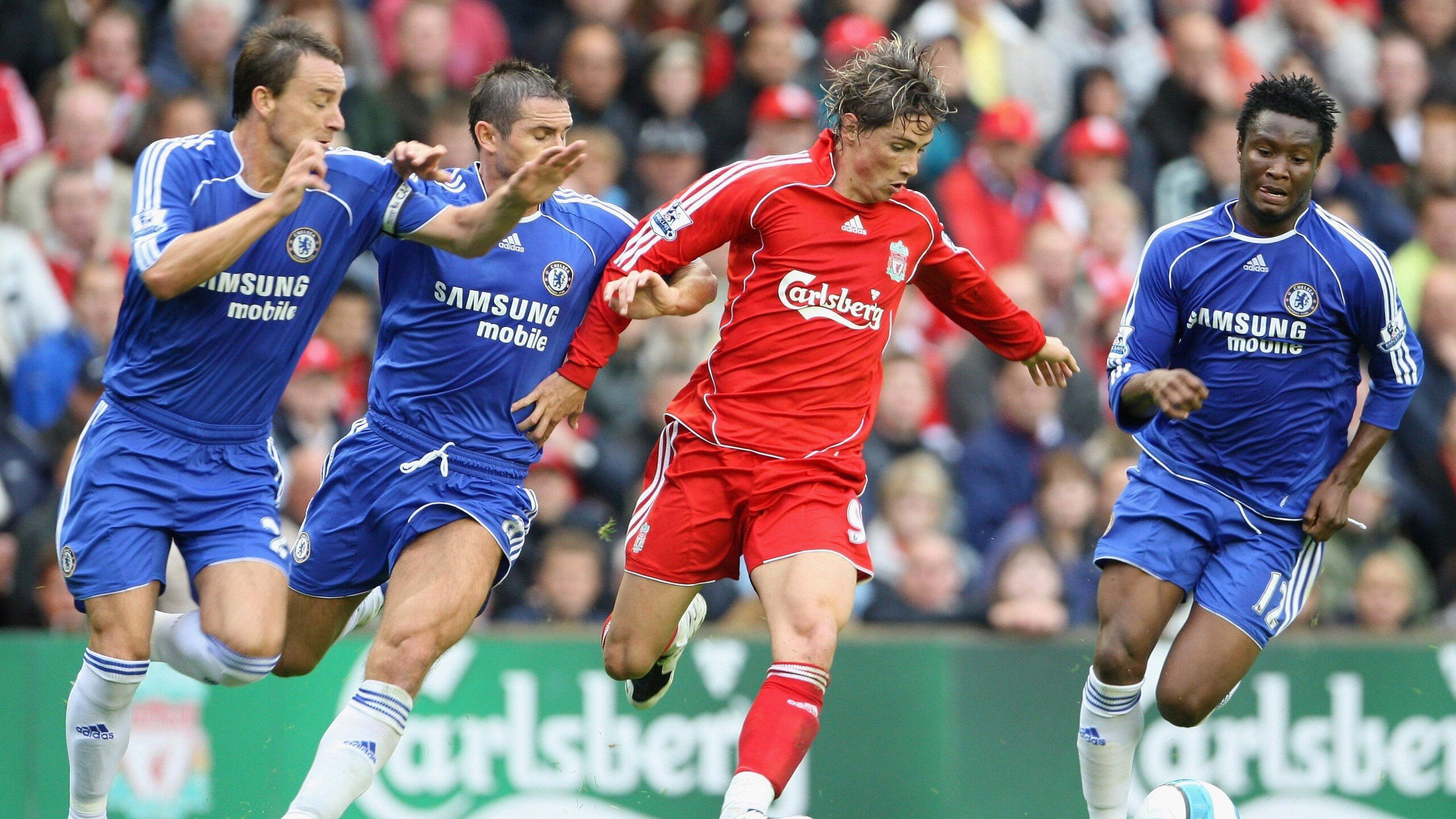 英格兰队在欧洲杯四分之一决赛中以1比0战胜葡萄牙队，晋级决赛，欧洲杯-英格兰1-0